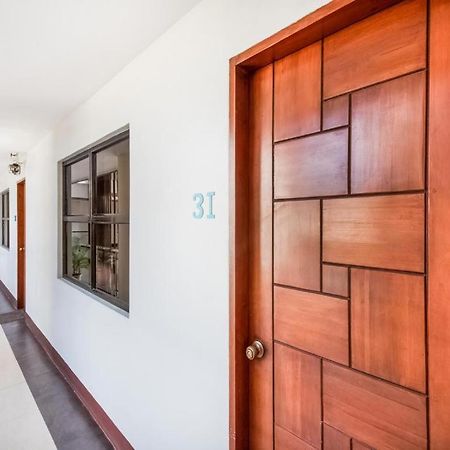 Mca Suites By Hiverooms Cebu Exterior foto