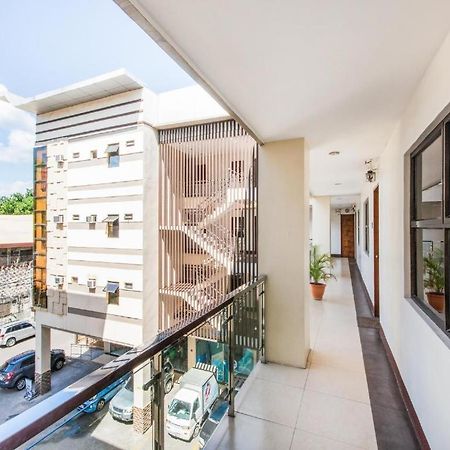 Mca Suites By Hiverooms Cebu Exterior foto